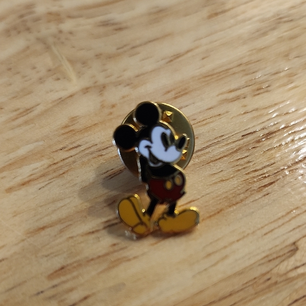 Vintage Disney Mickey Mouse Enamel Pin